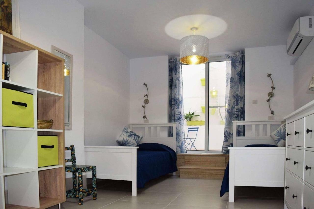 Private Apartment In Pembroke St Julians ภายนอก รูปภาพ